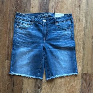 Bermuda Dark Wash Jean Shorts